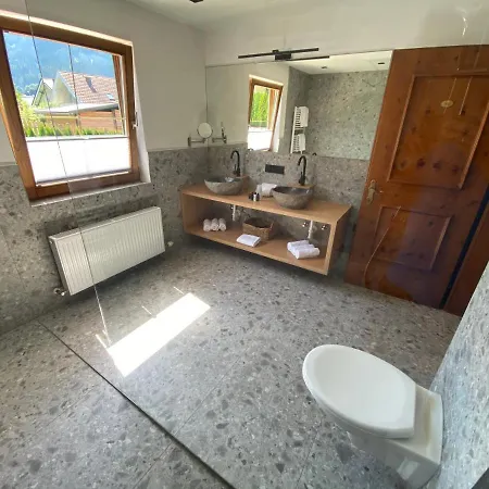 Flachau Lodge Orman Evi *