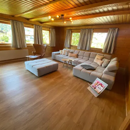 山林小屋 Flachau Lodge 弗拉绍