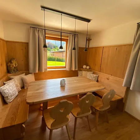 Flachau Lodge Orman Evi *