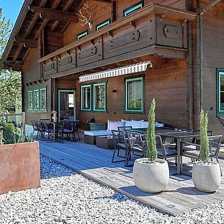 Flachau Lodge Orman Evi *