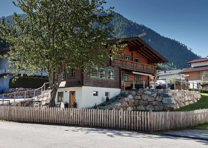 Orman Evi Flachau Lodge *